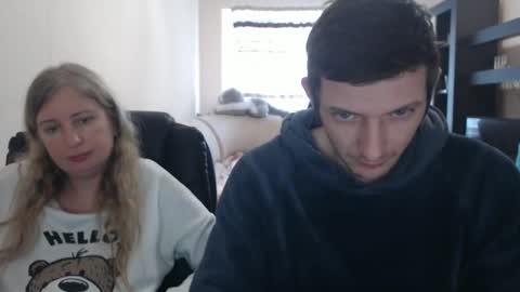 JenisAndPeter online show from March 8, 2025, 10:11 am