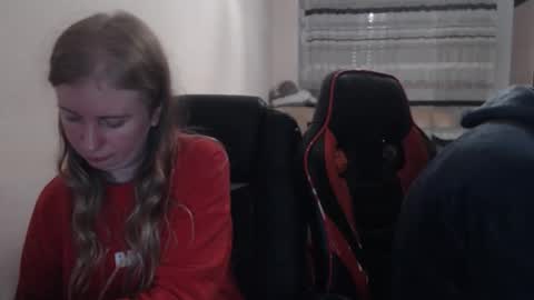 JenisAndPeter online show from November 17, 2025, 8:25 pm