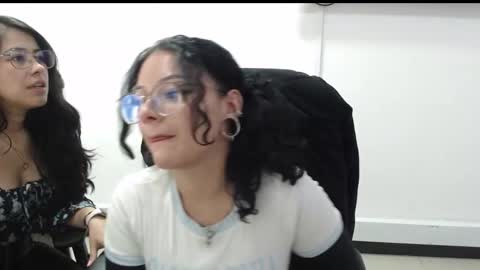 Snapshot of jenn_cg chatting on September 10, 2025, 4:40 pm jenn online show from September 10, 2025, 4:40 pm