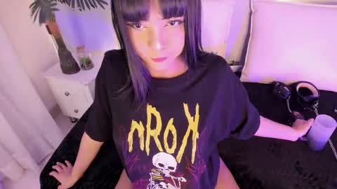 Jenn kitty online show from September 24, 2025, 7:50 pm