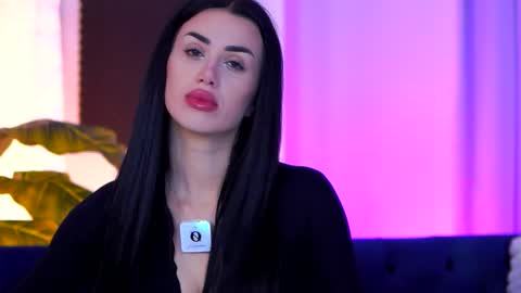 jenna_day online show from November 21, 2025, 5:39 am