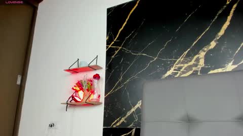 Snapshot of jenna_rivers chatting on November 14, 2025, 9:35 pm Jenna Rivers online show from November 14, 2025, 9:35 pm