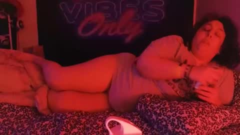  Dragon Queen. Be my Dragon --  and  online show from January 19, 2026, 8:07 am