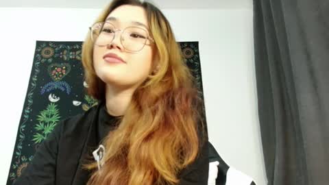 Snapshot of jennatyan chatting on October 3, 2025, 1:08 pm JENNA online show from October 3, 2025, 1:08 pm