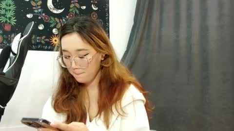 Snapshot of jennatyan chatting on October 9, 2025, 2:26 pm JENNA online show from October 9, 2025, 2:26 pm