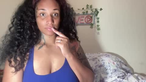 Snapshot of jenni_cash chatting on September 21, 2025, 7:21 am Mistress Jenni online show from September 21, 2025, 7:21 am