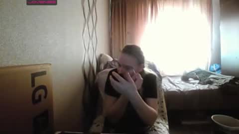 JenniDeep online show from November 19, 2025, 6:02 am