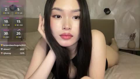 Snapshot of jennie_yung chatting on September 20, 2025, 10:55 pm jennie_yung online show from September 20, 2025, 10:55 pm
