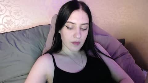 Snapshot of jennifeeeer chatting on February 22, 2025, 1:11 am Helen online show from February 22, 2025, 1:11 am
