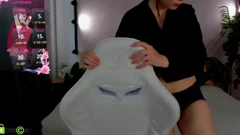 Jeni online show from July 10, 2026, 9:23 am