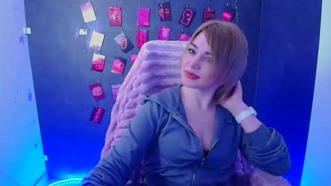 Snapshot of jennifer_cuttie chatting on February 18, 2026, 6:53 am Jennifer online show from February 18, 2026, 6:53 am