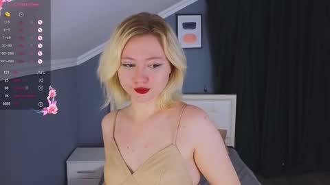 jennifer_mathis online show from October 1, 2025, 3:29 pm