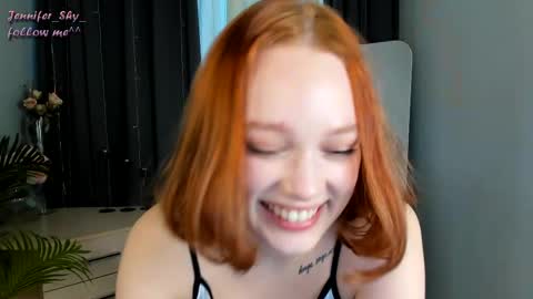 Snapshot of jennifer_shy_ chatting on February 22, 2025, 1:24 pm Jennifer online show from February 22, 2025, 1:24 pm