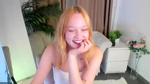 Jennifer online show from July 26, 2026, 11:50 am