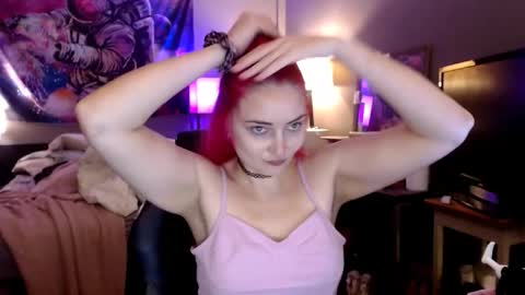 Jennifer Gwen online show from November 4, 2025, 1:59 am