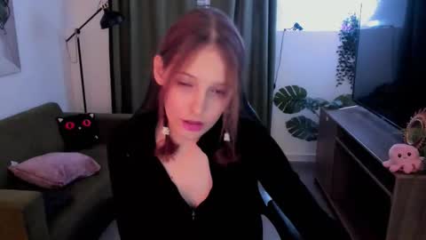 Snapshot of jenniferkiim chatting on October 15, 2025, 12:05 pm jenniferkiim online show from October 15, 2025, 12:05 pm