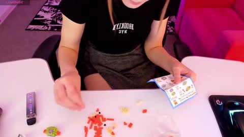 jenniferkiim online show from February 11, 2026, 2:55 pm