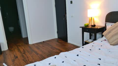 Snapshot of jenniferleee chatting on October 16, 2025, 7:59 pm Jenny online show from October 16, 2025, 7:59 pm