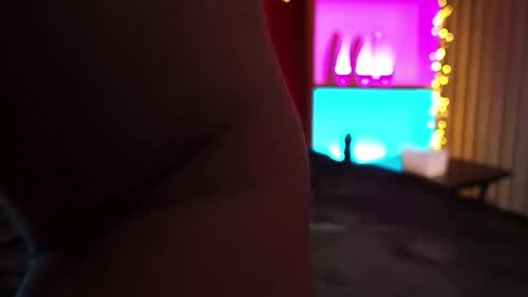 Jennifer Star online show from October 24, 2025, 10:00 am