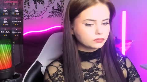 Jenni online show from December 19, 2024, 8:13 pm