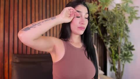     online show from October 1, 2025, 12:00 pm