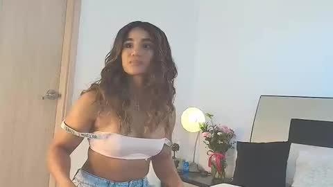 Jenn online show from February 17, 2026, 4:24 pm