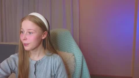 Snapshot of jenny_angelok chatting on March 12, 2025, 11:09 am Next broadcast on December 05 subject to change online show from March 12, 2025, 11:09 am