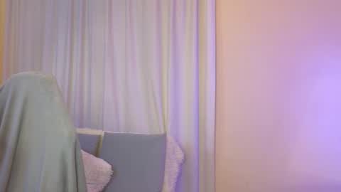 Snapshot of jenny_angelok chatting on September 24, 2025, 8:06 am Next broadcast on December 05 subject to change online show from September 24, 2025, 8:06 am