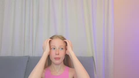 Snapshot of jenny_angelok chatting on November 7, 2025, 11:10 am Next broadcast on December 05 subject to change online show from November 7, 2025, 11:10 am