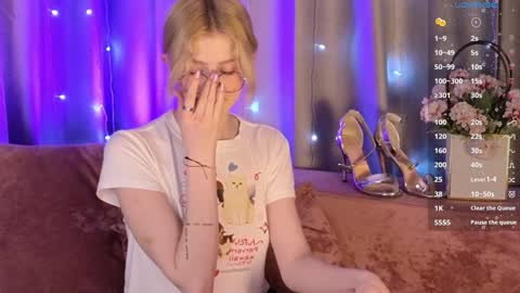 Snapshot of jenny_bunny_ chatting on January 10, 2025, 7:25 am jenny_bunny_ online show from January 10, 2025, 7:25 am