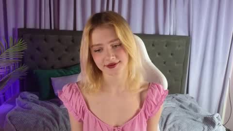 Snapshot of jenny_bunny_ chatting on February 27, 2025, 4:31 am jenny_bunny_ online show from February 27, 2025, 4:31 am