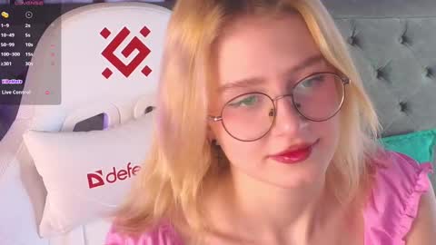 Snapshot of jenny_bunny_ chatting on February 27, 2025, 7:34 am jenny_bunny_ online show from February 27, 2025, 7:34 am