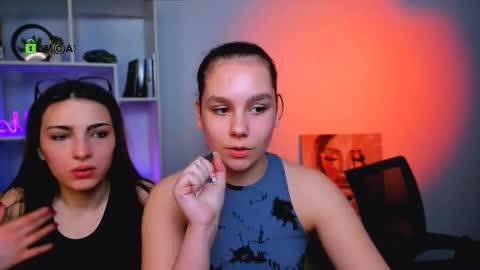 jenny_donne online show from March 26, 2026, 6:08 am