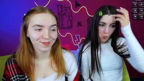 jenny_donne online show from April 8, 2026, 5:29 am