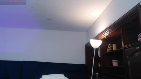 Jenny  online show from December 22, 2025, 12:46 pm