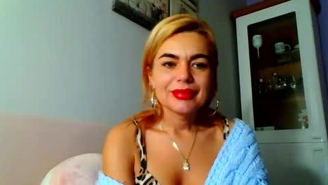 Snapshot of jenny_play1 chatting on December 8, 2024, 8:30 am Jenny online show from December 8, 2024, 8:30 am