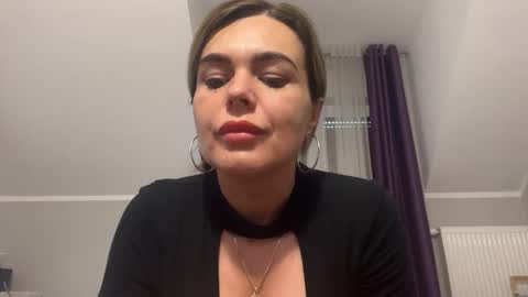 Snapshot of jenny_play1 chatting on February 12, 2025, 11:29 am Jenny online show from February 12, 2025, 11:29 am