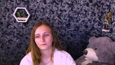 jenny_smille_ online show from May 22, 2026, 8:10 am