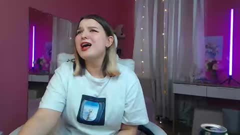 Snapshot of jenny_smitx chatting on February 22, 2025, 11:02 am jenny_smitx online show from February 22, 2025, 11:02 am