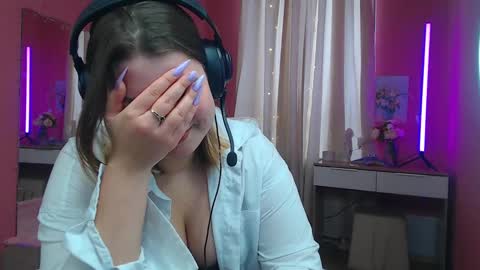 Snapshot of jenny_smitx chatting on March 11, 2025, 9:34 am jenny_smitx online show from March 11, 2025, 9:34 am