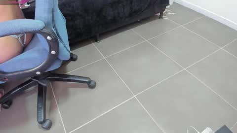 jenny_stark online show from October 31, 2025, 11:22 am