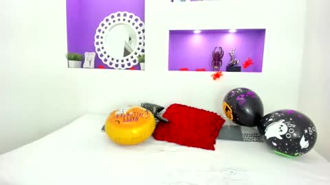 Snapshot of jenny_towers chatting on October 23, 2025, 2:05 pm jenny_towers online show from October 23, 2025, 2:05 pm