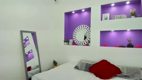 Snapshot of jenny_towers chatting on November 23, 2025, 7:02 pm jenny_towers online show from November 23, 2025, 7:02 pm