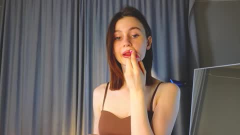 jennyfer_me online show from February 28, 2026, 1:23 pm