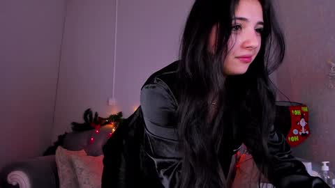 Snapshot of jennyferguson chatting on January 20, 2025, 7:14 pm Jenny Ferguson online show from January 20, 2025, 7:14 pm