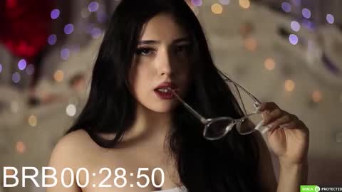 Snapshot of jennyferguson chatting on October 19, 2025, 6:14 am Jenny Ferguson online show from October 19, 2025, 6:14 am