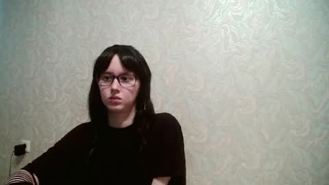 JennyOlset online show from June 25, 2026, 2:55 am