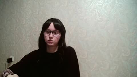 JennyOlset online show from June 26, 2026, 10:30 am