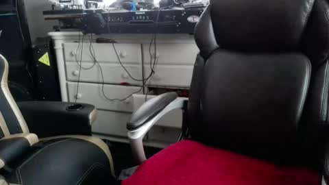 Snapshot of jeremiah0827 chatting on December 2, 2025, 7:42 pm jeremiah0827 online show from December 2, 2025, 7:42 pm