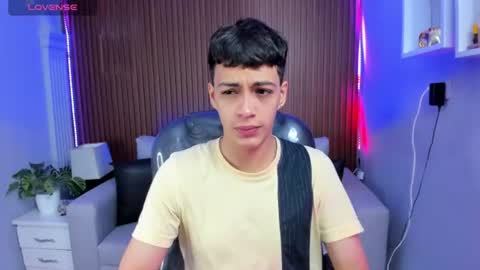  JEREMIAS  online show from August 4, 2026, 12:41 pm